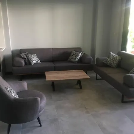 Bahce Kati 2+1,denize Sifir Site *