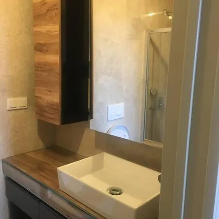 Bahce Kati 2+1,denize Sifir Site מלון