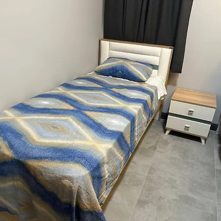 Bahce Kati 2+1,denize Sifir Site מלון